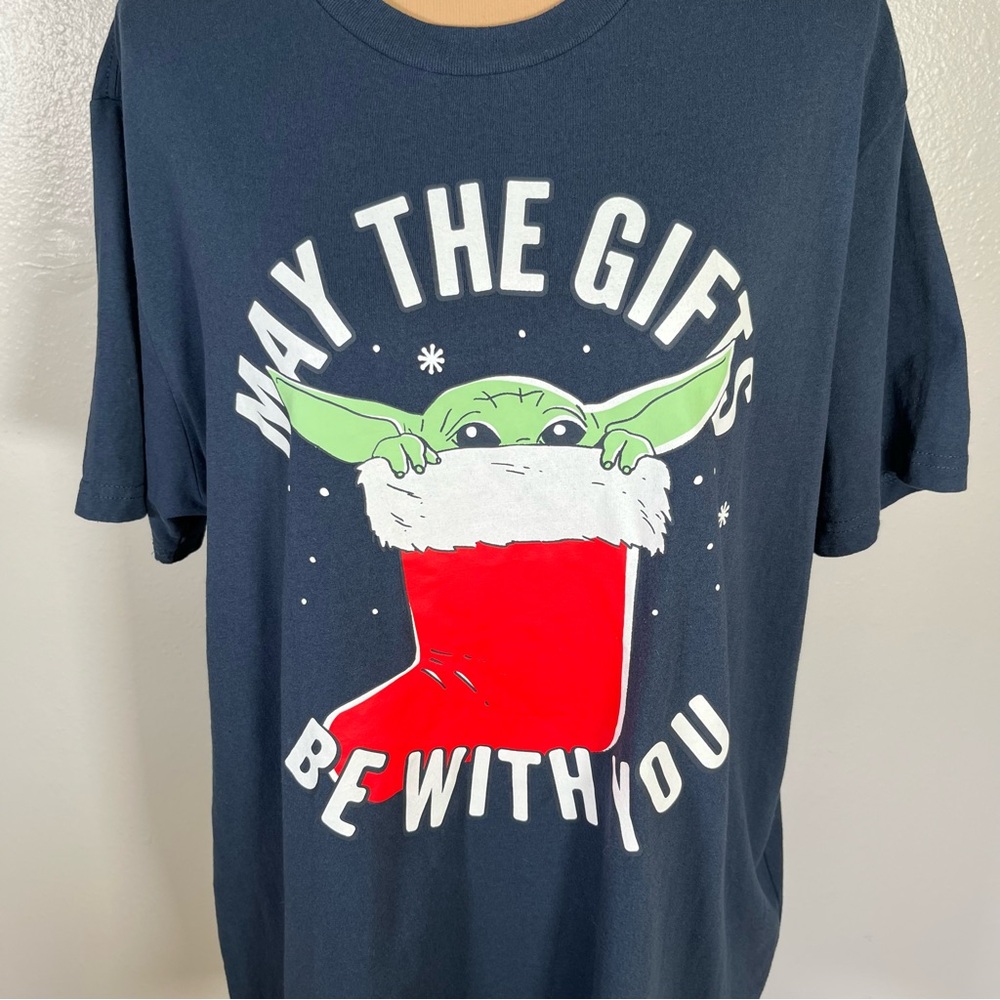 Star Wars baby Yoda funny cute Christmas graphic tee XL festive holiday relaxed - Picture 5 of 8